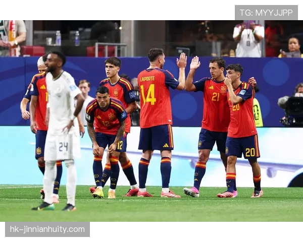 西班牙击败乌拉圭：锁定世界杯H组第一